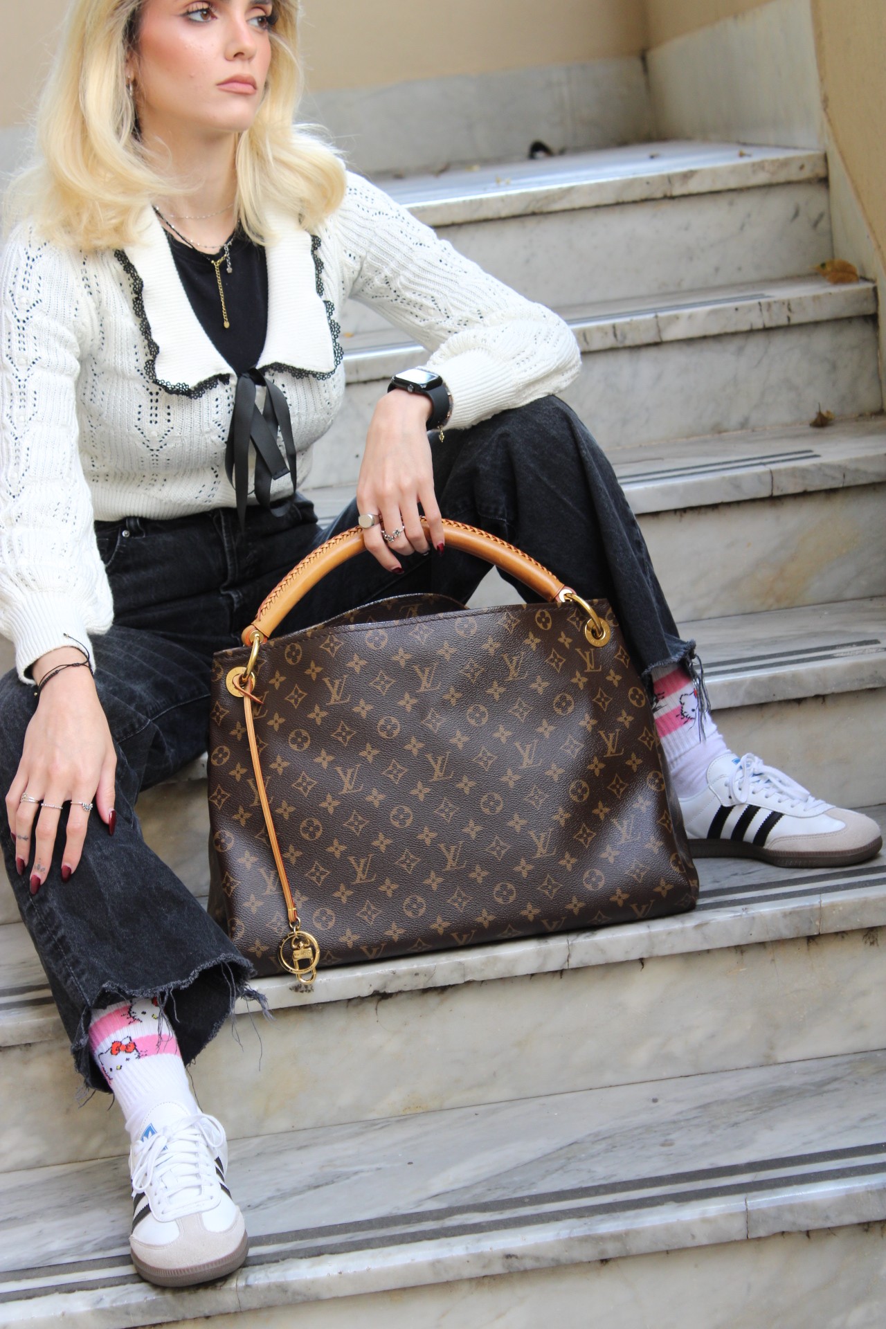 Borsa Louis Vuitton Artsy MM monogram thumb