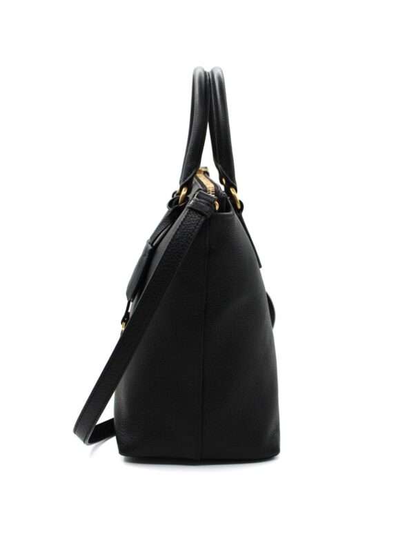 Shopper Prada nera in pelle martellata