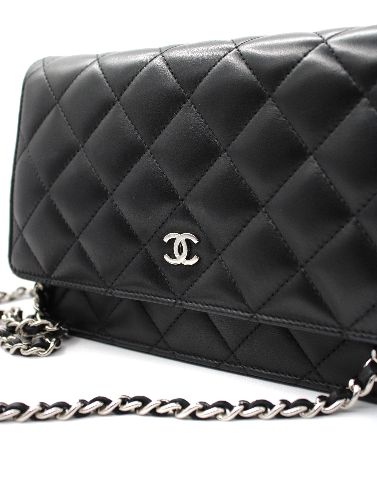 Borsa Chanel Woc in pelle nera thumb
