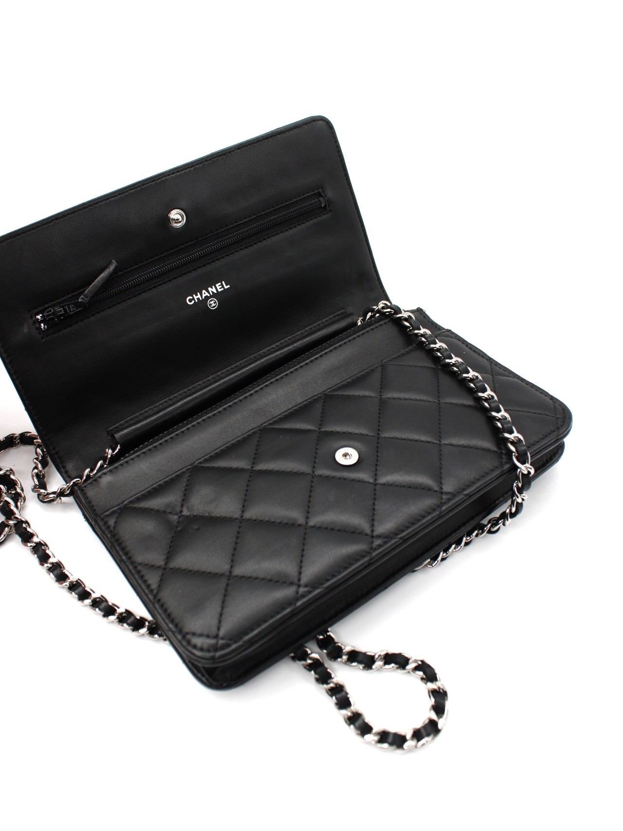 Borsa Chanel Woc in pelle nera thumb
