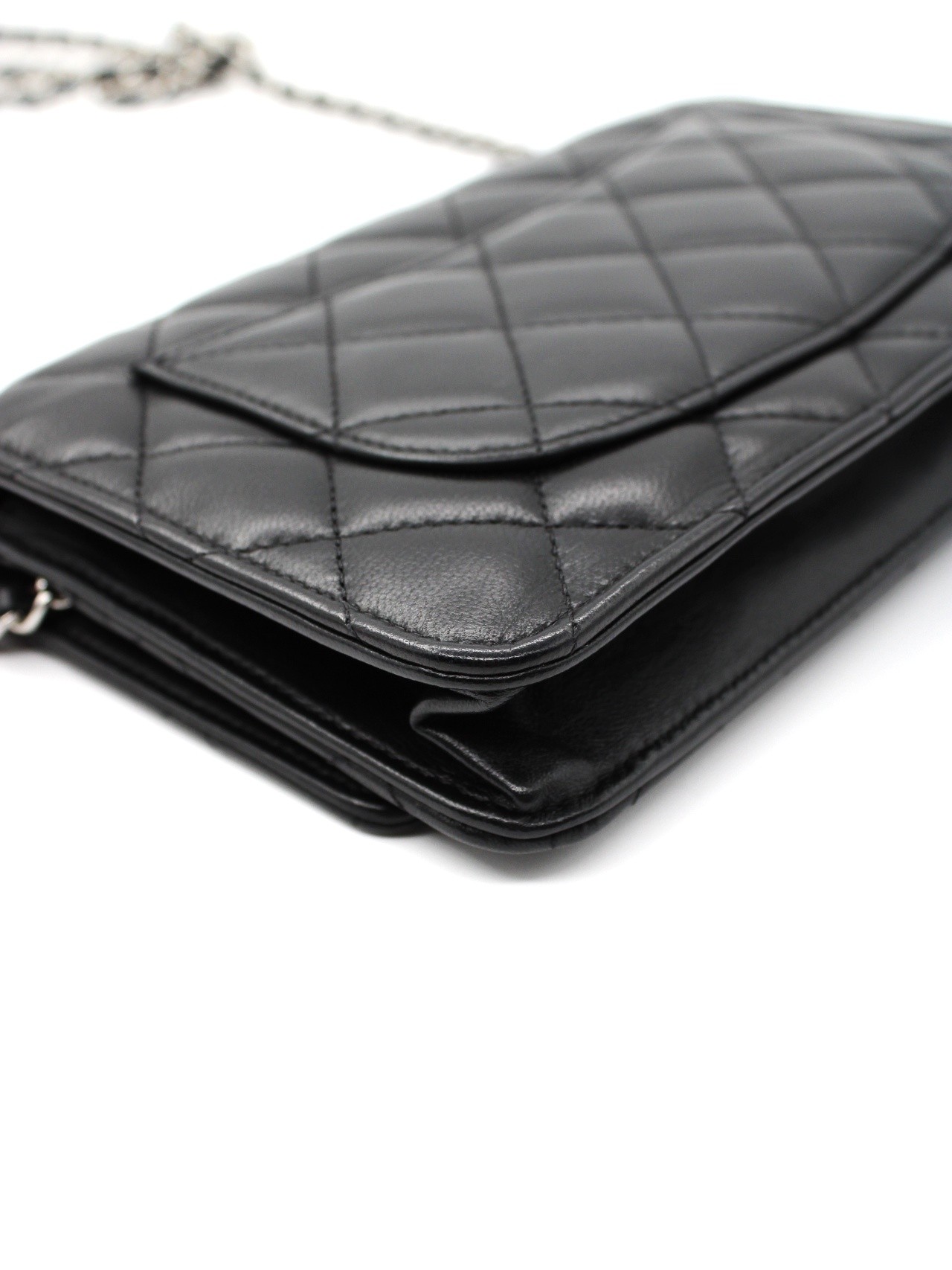 Borsa Chanel Woc in pelle nera thumb