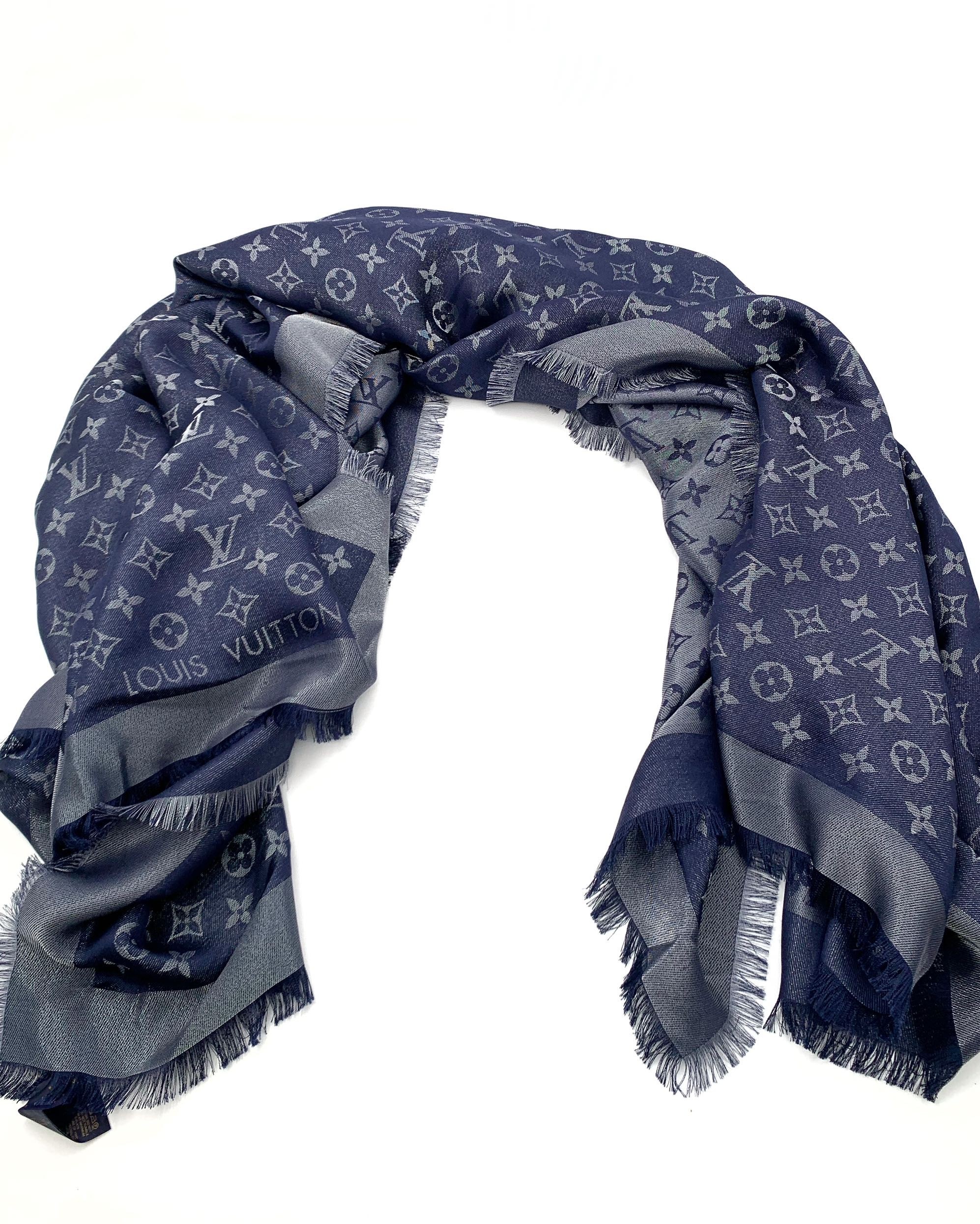 Scialle Louis Vuitton Monognam Shine Blu thumb