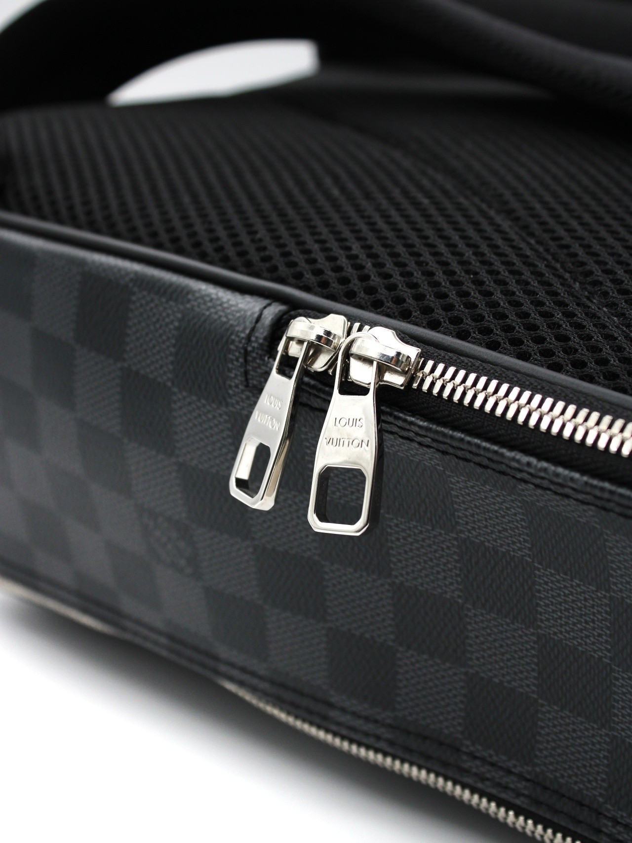 Zaino Louis Vuitton Michael Damier Graphite thumb