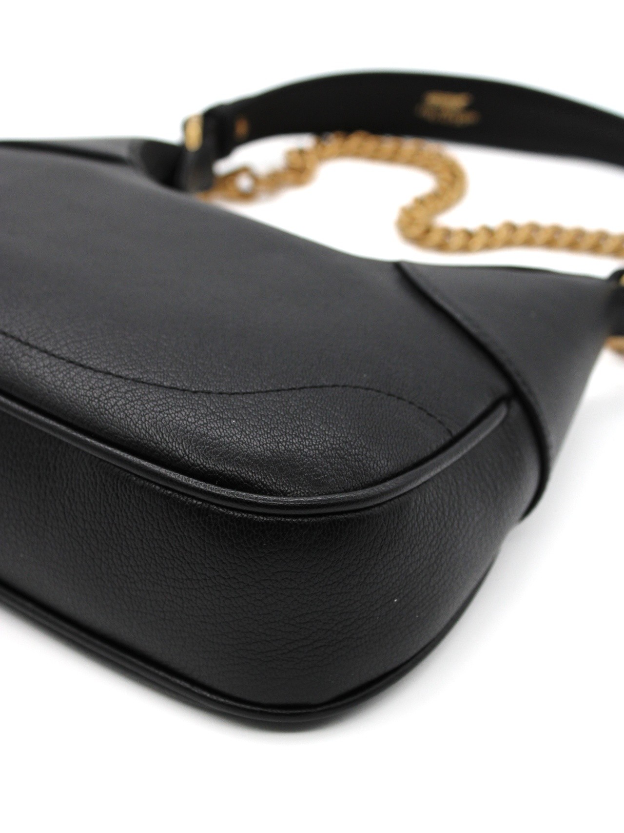 Borsa Gucci a spalla Aphrodite in pelle nera thumb