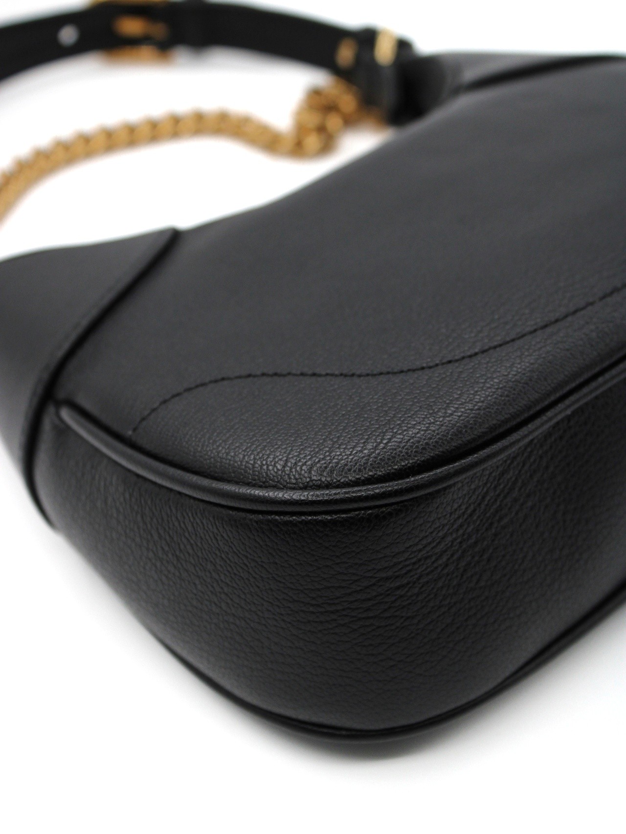 Borsa Gucci a spalla Aphrodite in pelle nera thumb