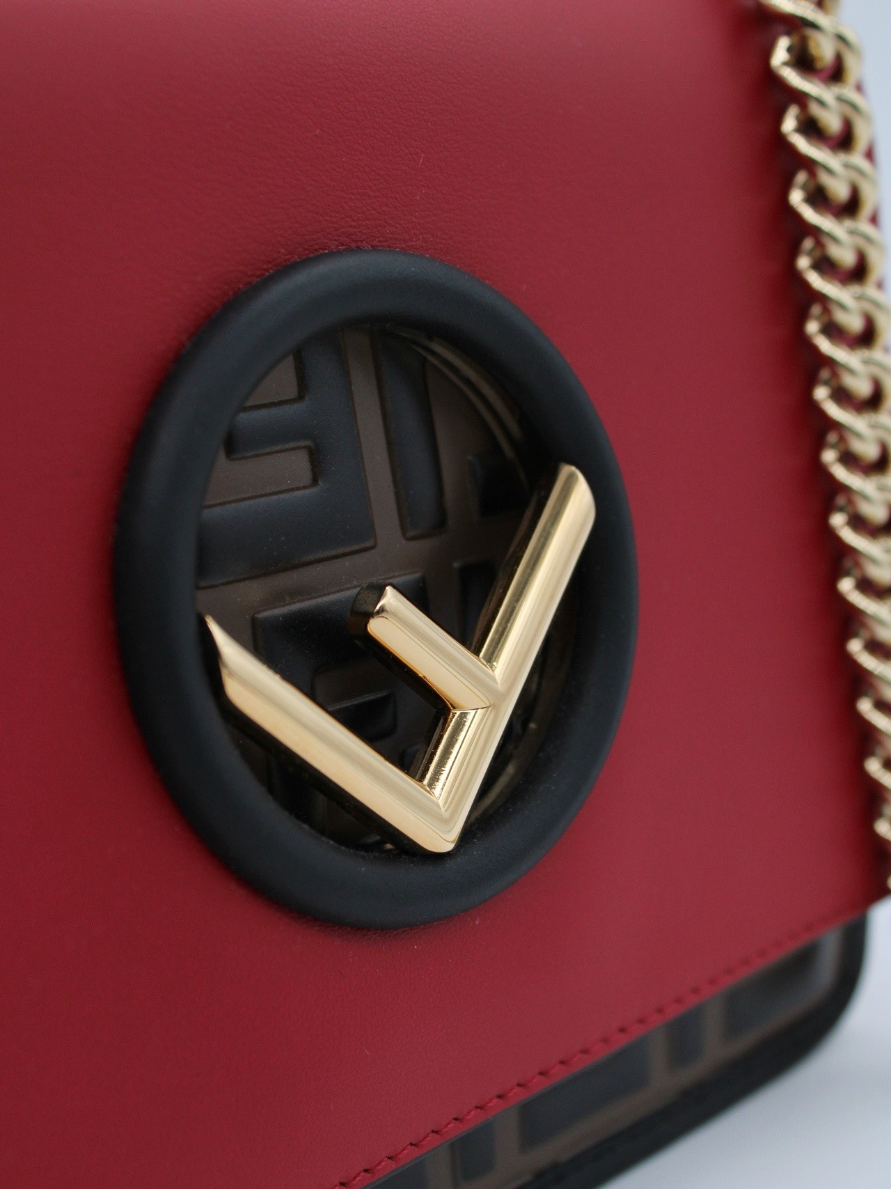 Borsa Fendi Kan I  a tracolla thumb