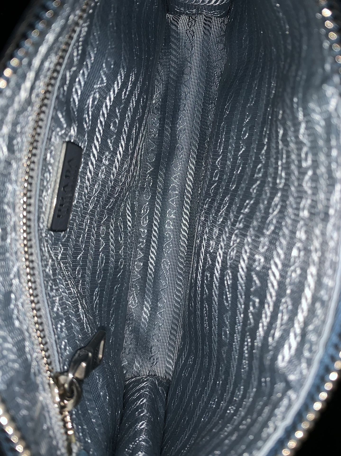 Borsa Prada in pelle cobalto thumb