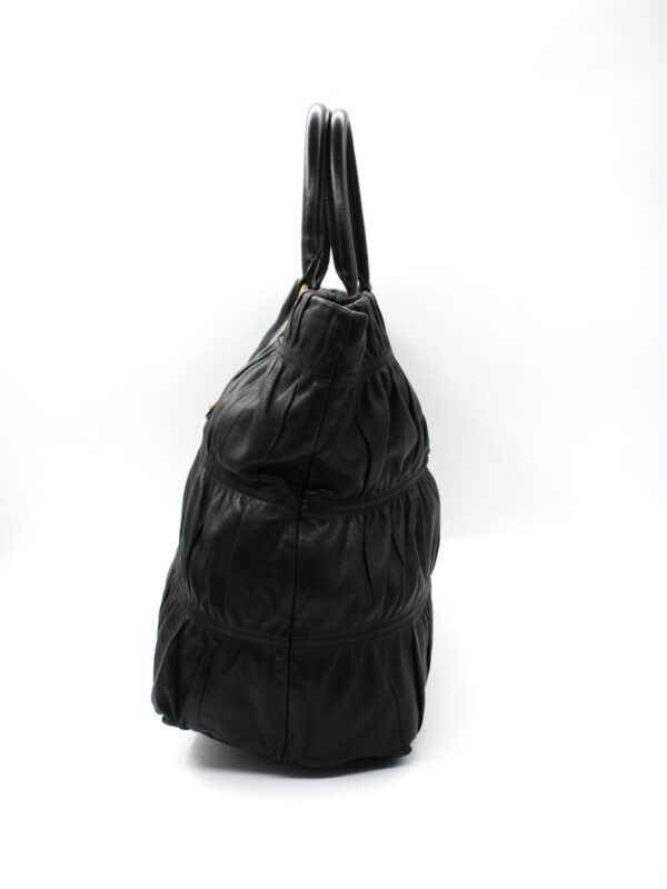 Borsa Prada in Nappa Gaufre