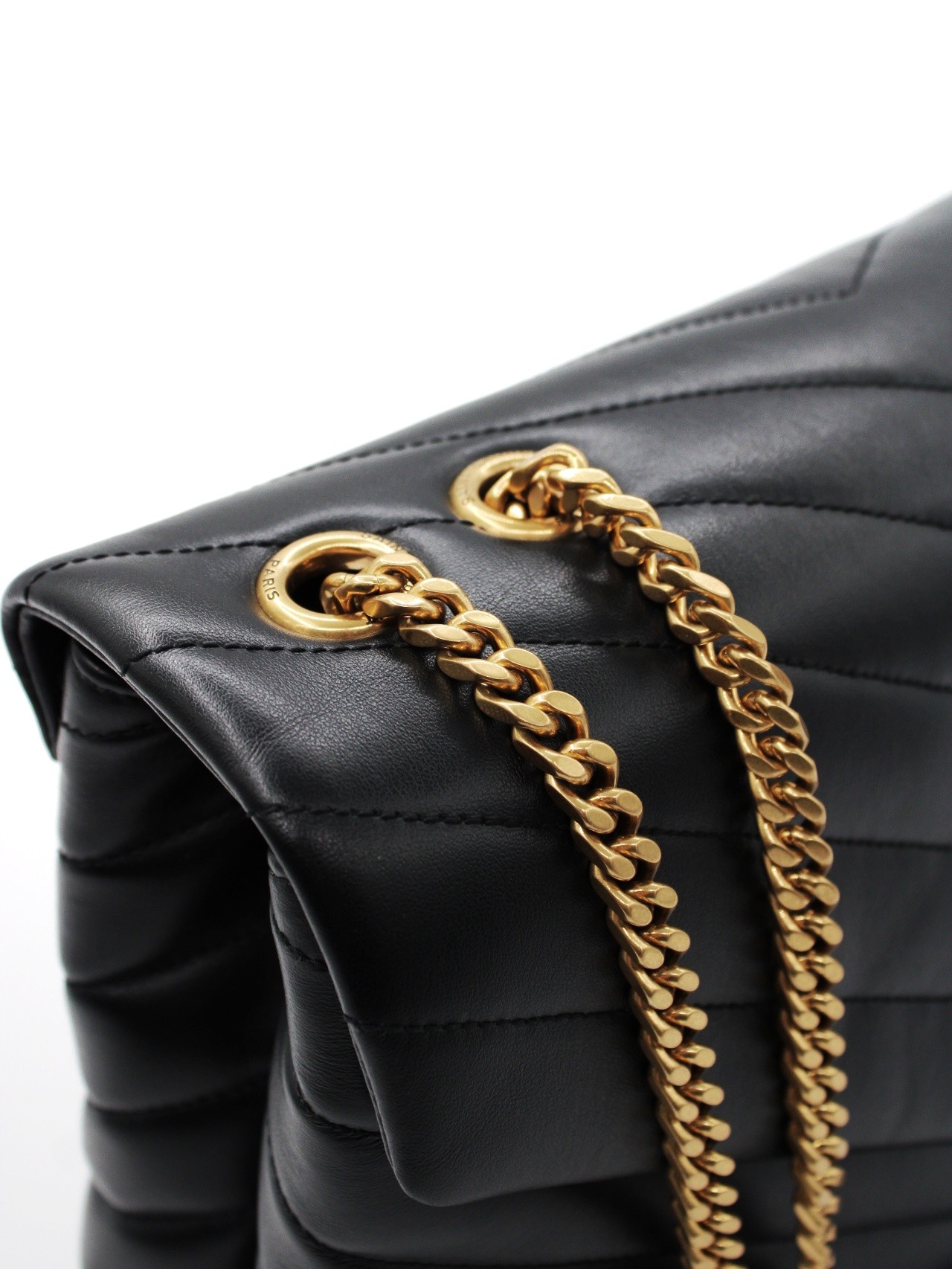 Borsa Saint Laurent LouLou media in pelle nera thumb
