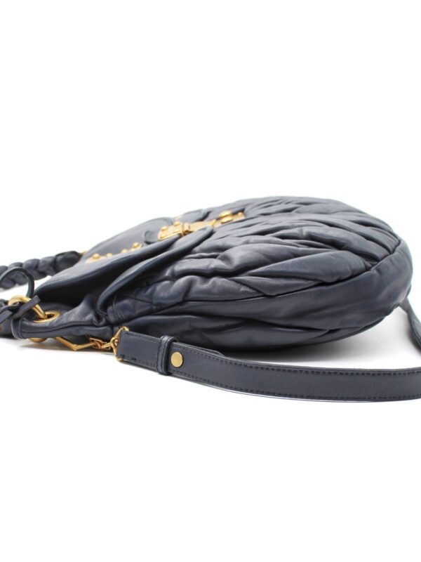 Borsa Miu Miu Coffer in pelle blu