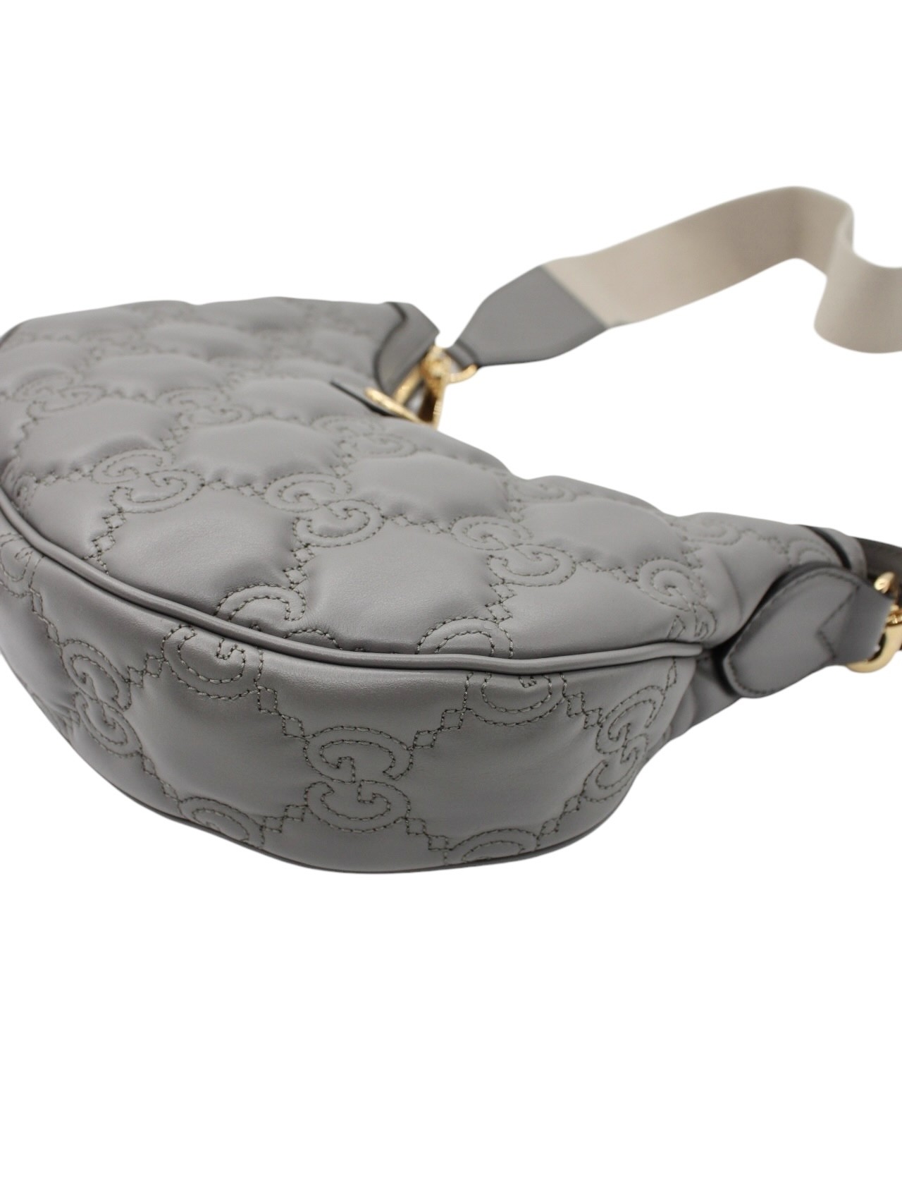 Borsa Gucci GG Matelassé in Pelle Grigia thumb