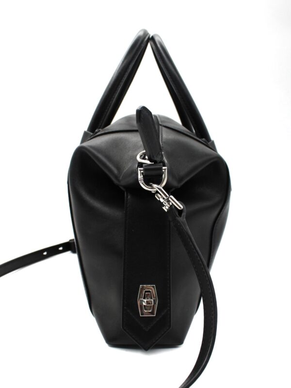 Borsa Givency Antigona in Pelle Nera