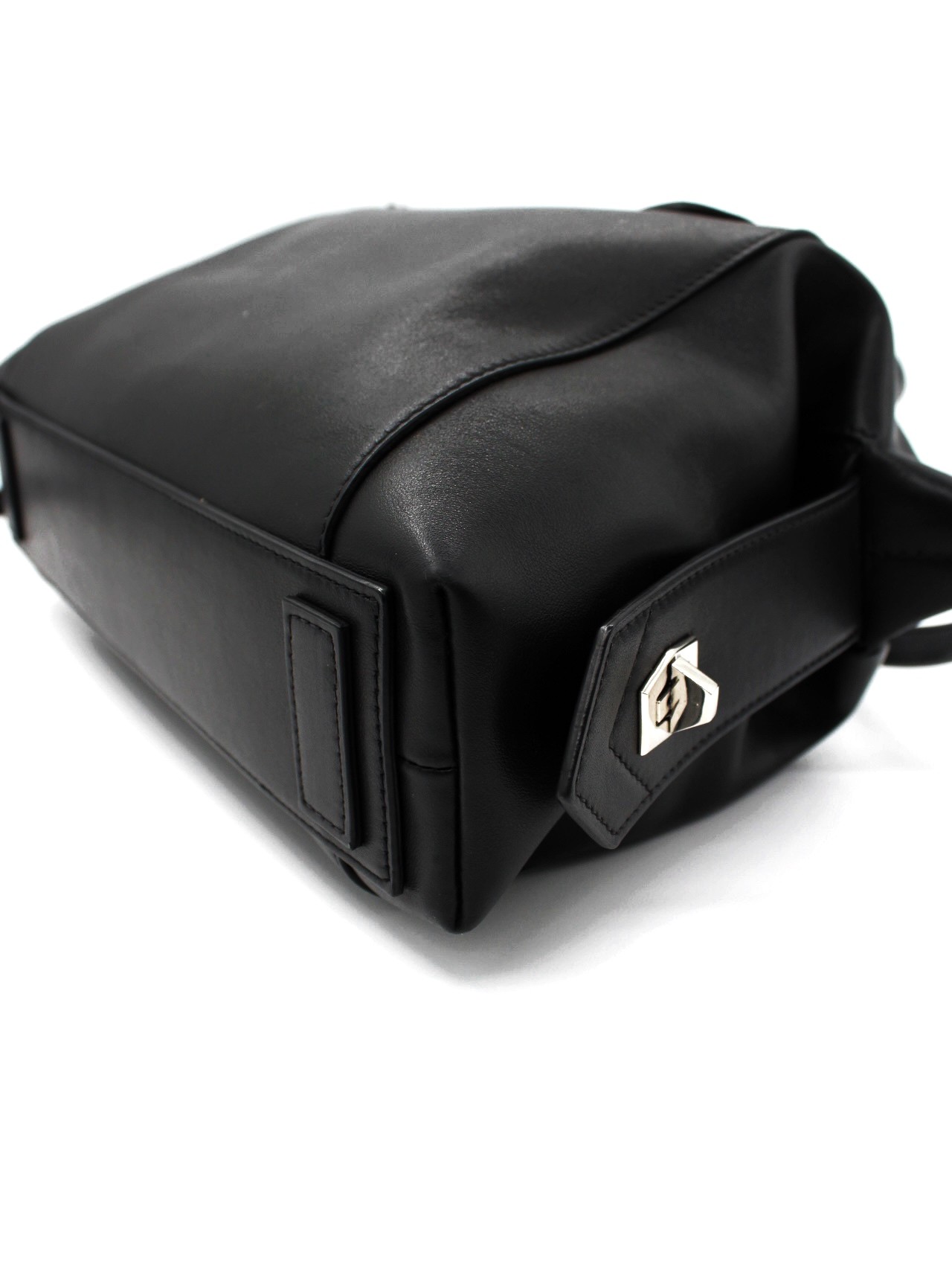 Borsa Givency Antigona in Pelle Nera thumb