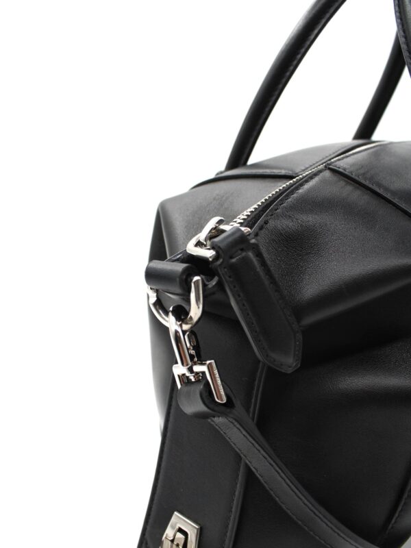 Borsa Givency Antigona in Pelle Nera