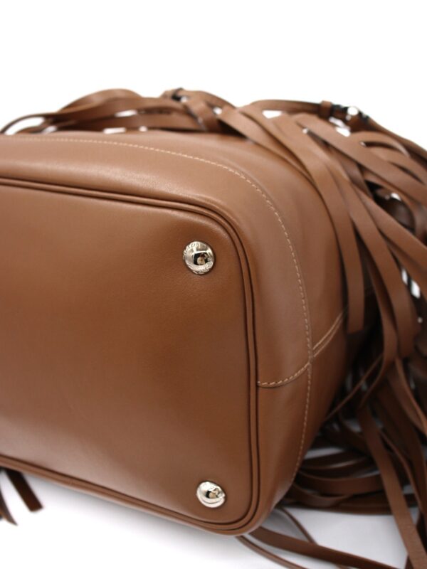 Borsa a secchiello Prada con frange