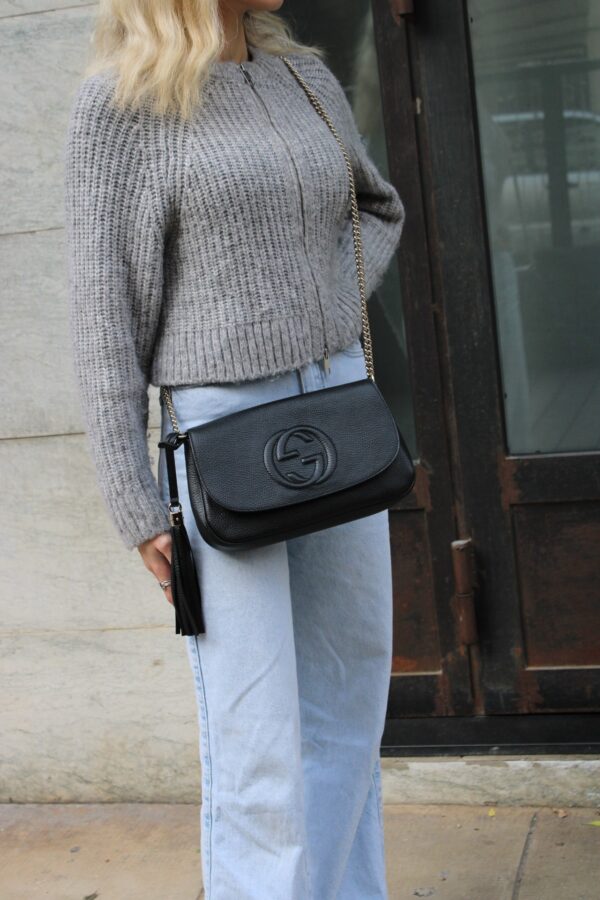 Tracolla Gucci Soho in pelle nera