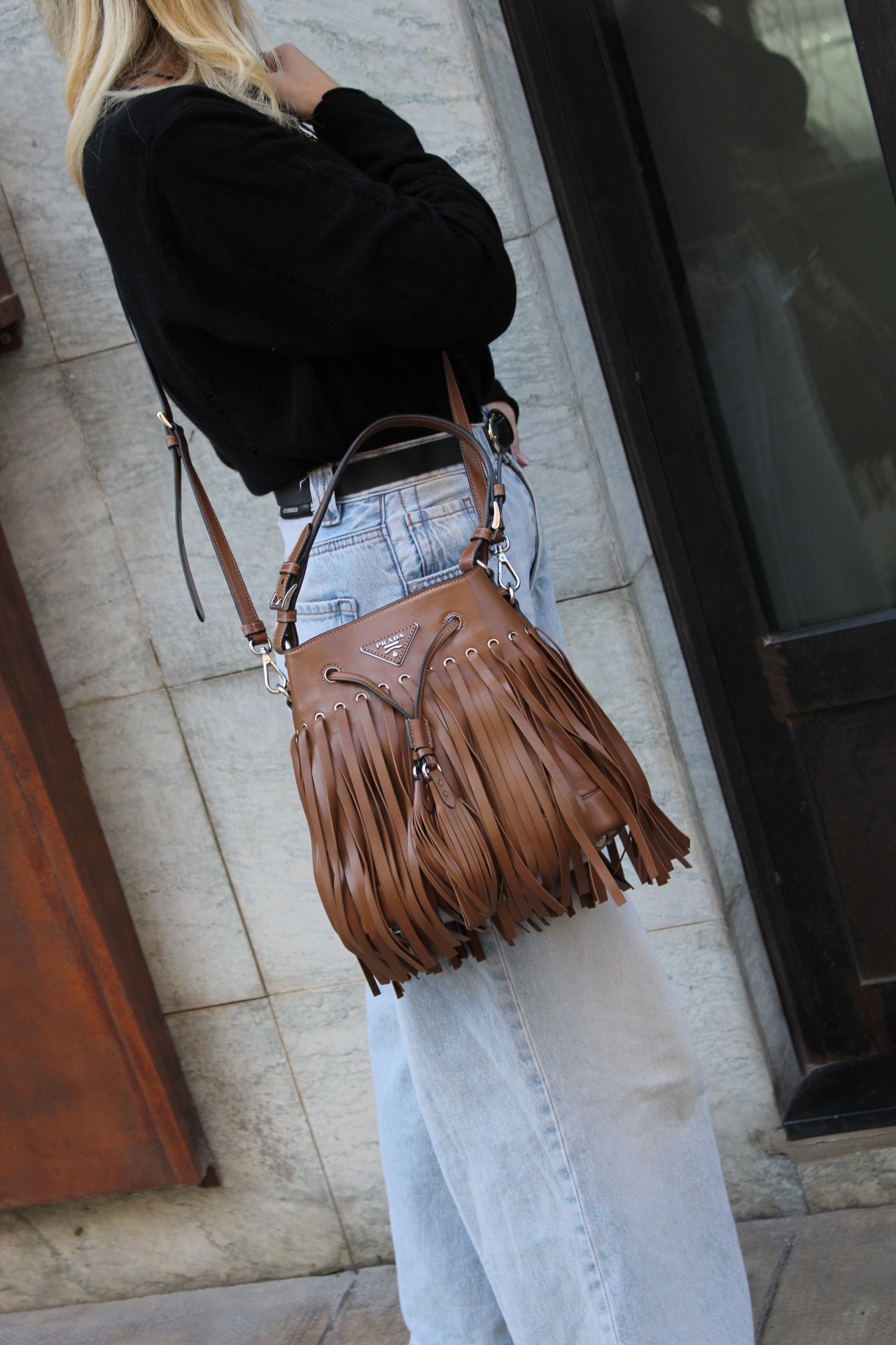 Borsa a secchiello Prada con frange thumb