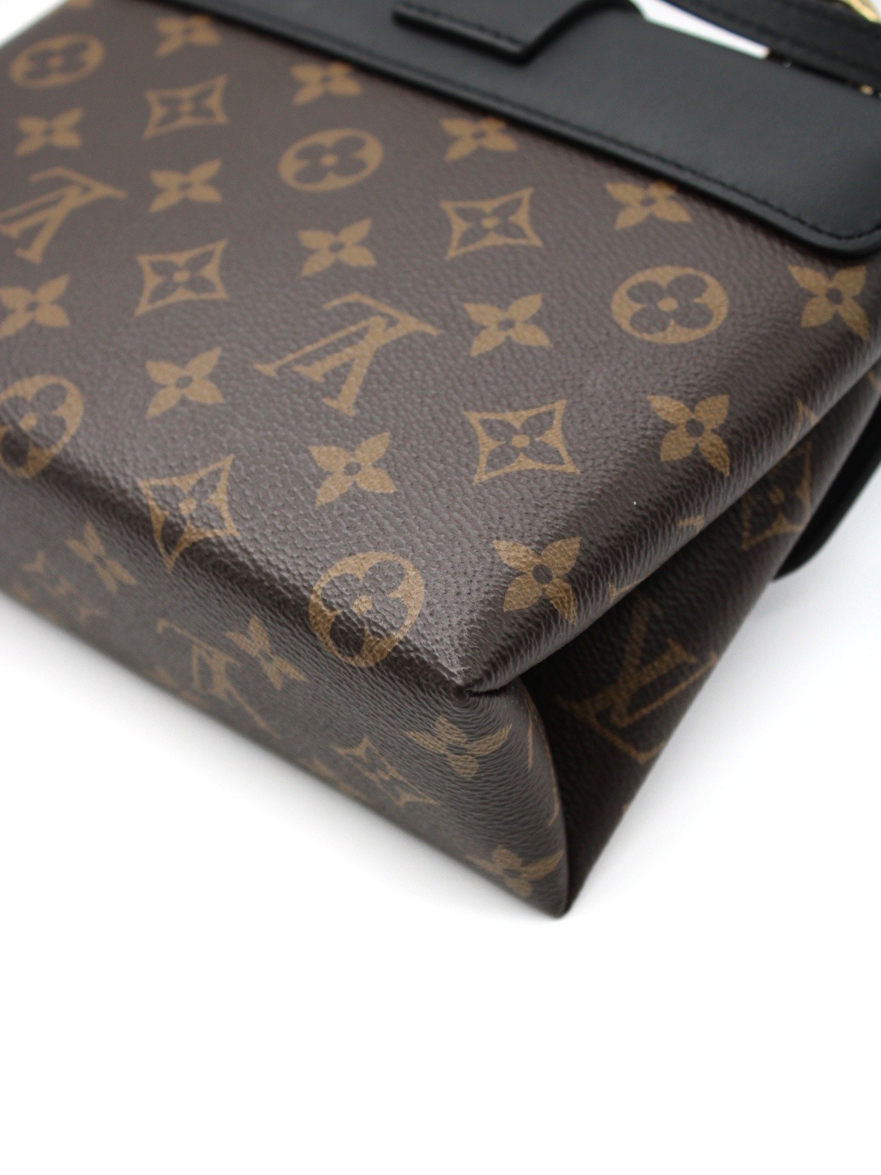 Borsa Louis Vuitton Locky BB in monogram thumb
