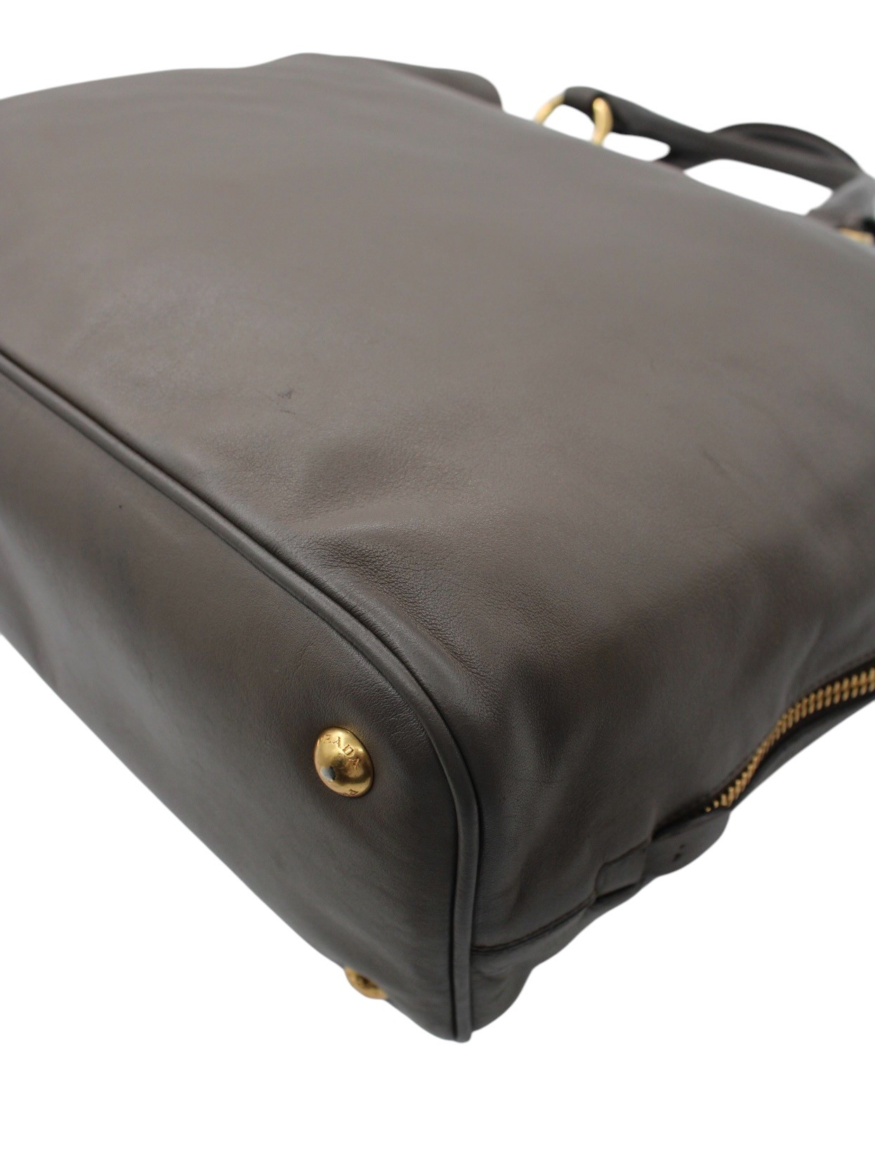 Shopper Prada con tracolla e zip laterali thumb
