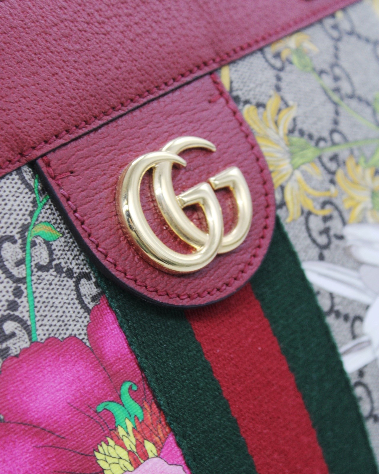 Borsa Gucci GG supreme Ophidia Flora thumb