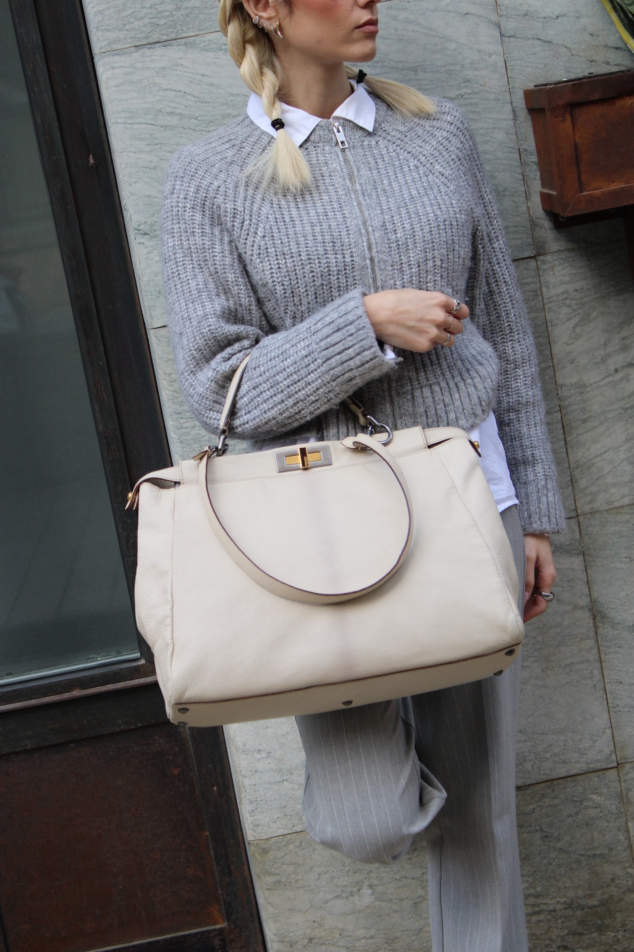 Borsa Fendi Peekaboo in Pelle thumb