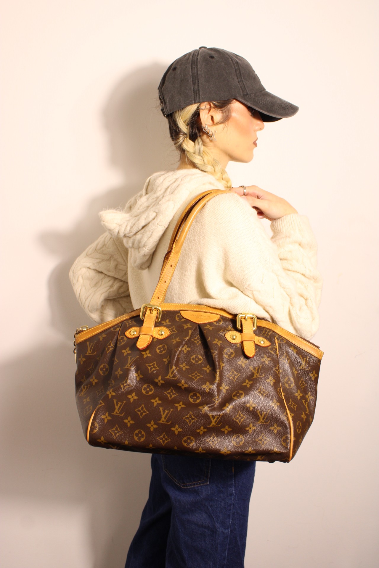 Borsa Louis Vuitton Tivoli GM in monogram thumb