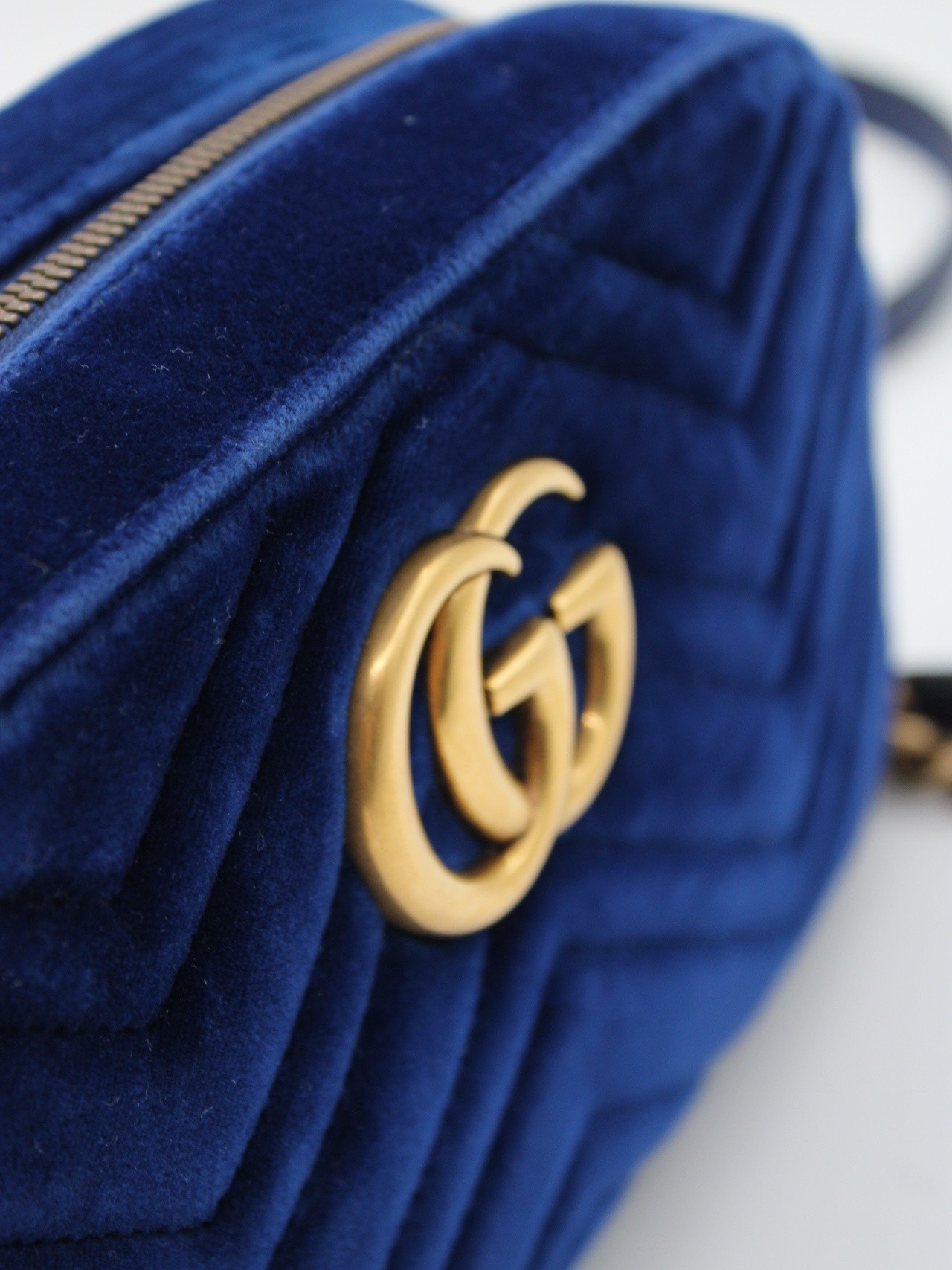 Tracolla Gucci Marmont in velvet blu thumb