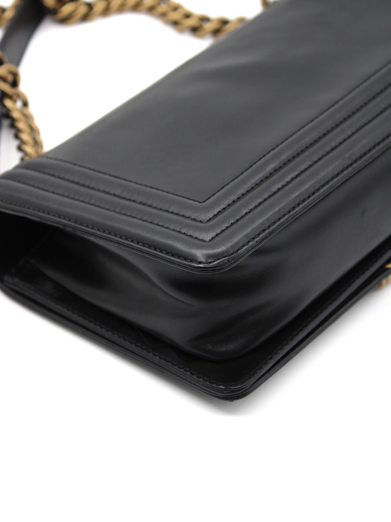 Borsa Chanel Boy in pelle nera thumb