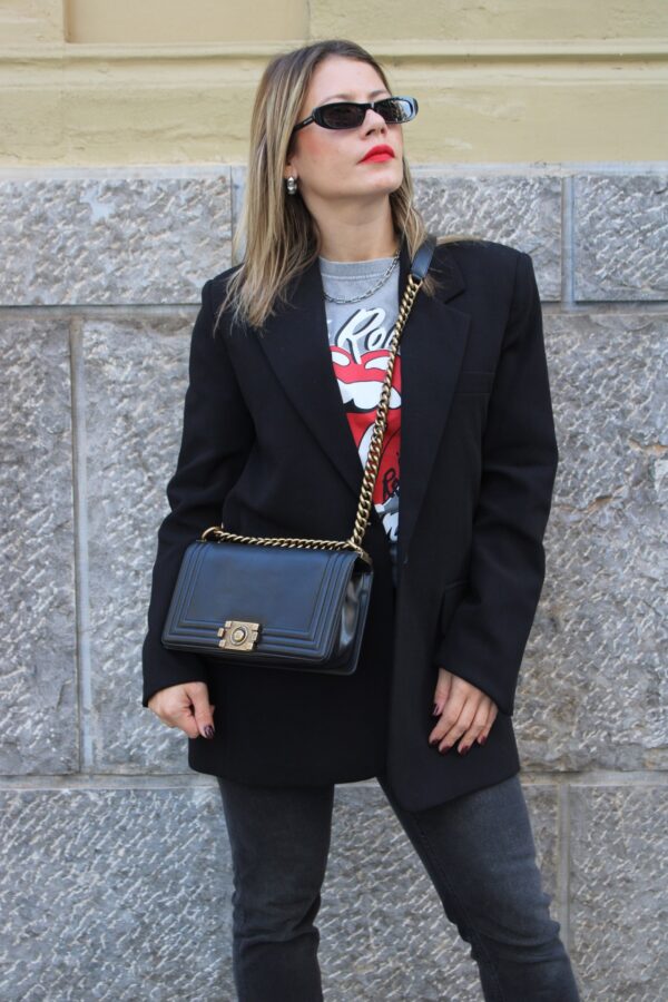 Borsa Chanel Boy in pelle nera