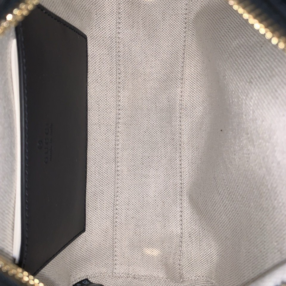 Borsa Gucci GG Matelassè thumb
