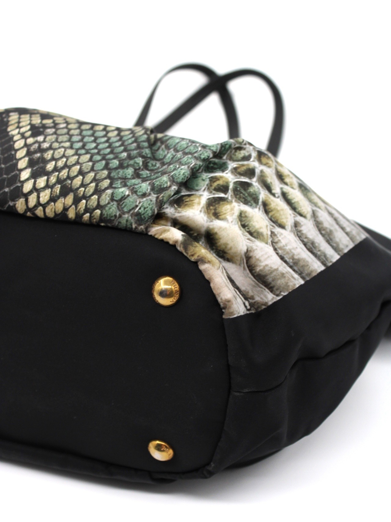 Borsa Prada a spalla in tela vela con stampa pitone thumb