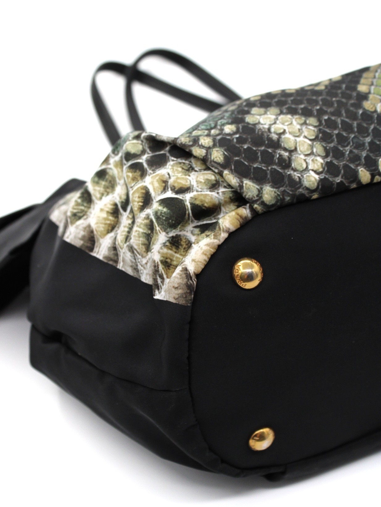 Borsa Prada a spalla in tela vela con stampa pitone thumb