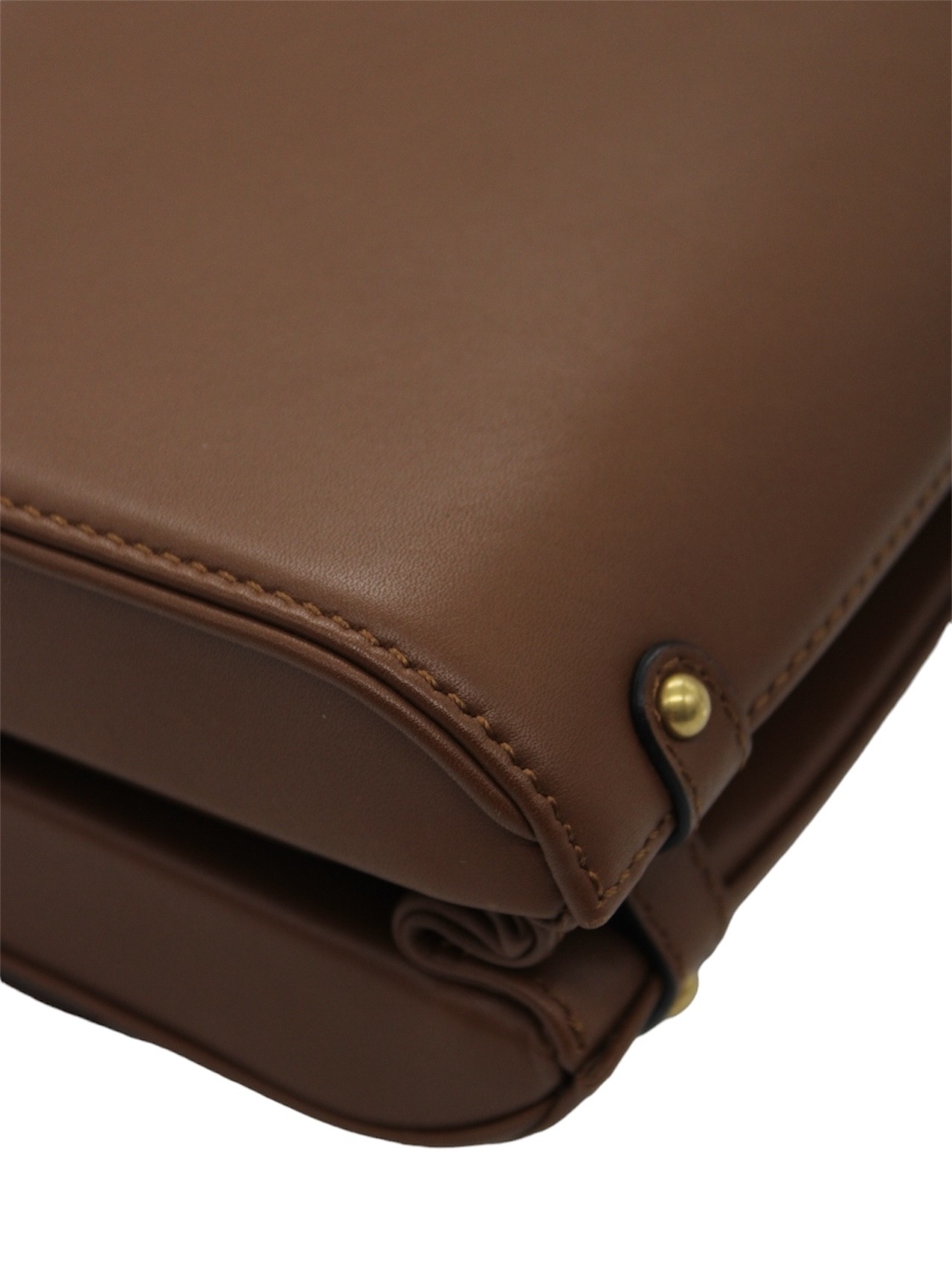 Borsa Valentino Garavani Stud Sign in pelle thumb