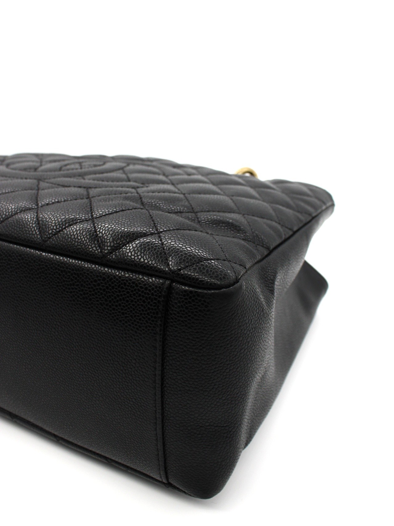 Borsa Chanel GST in pelle Caviar thumb