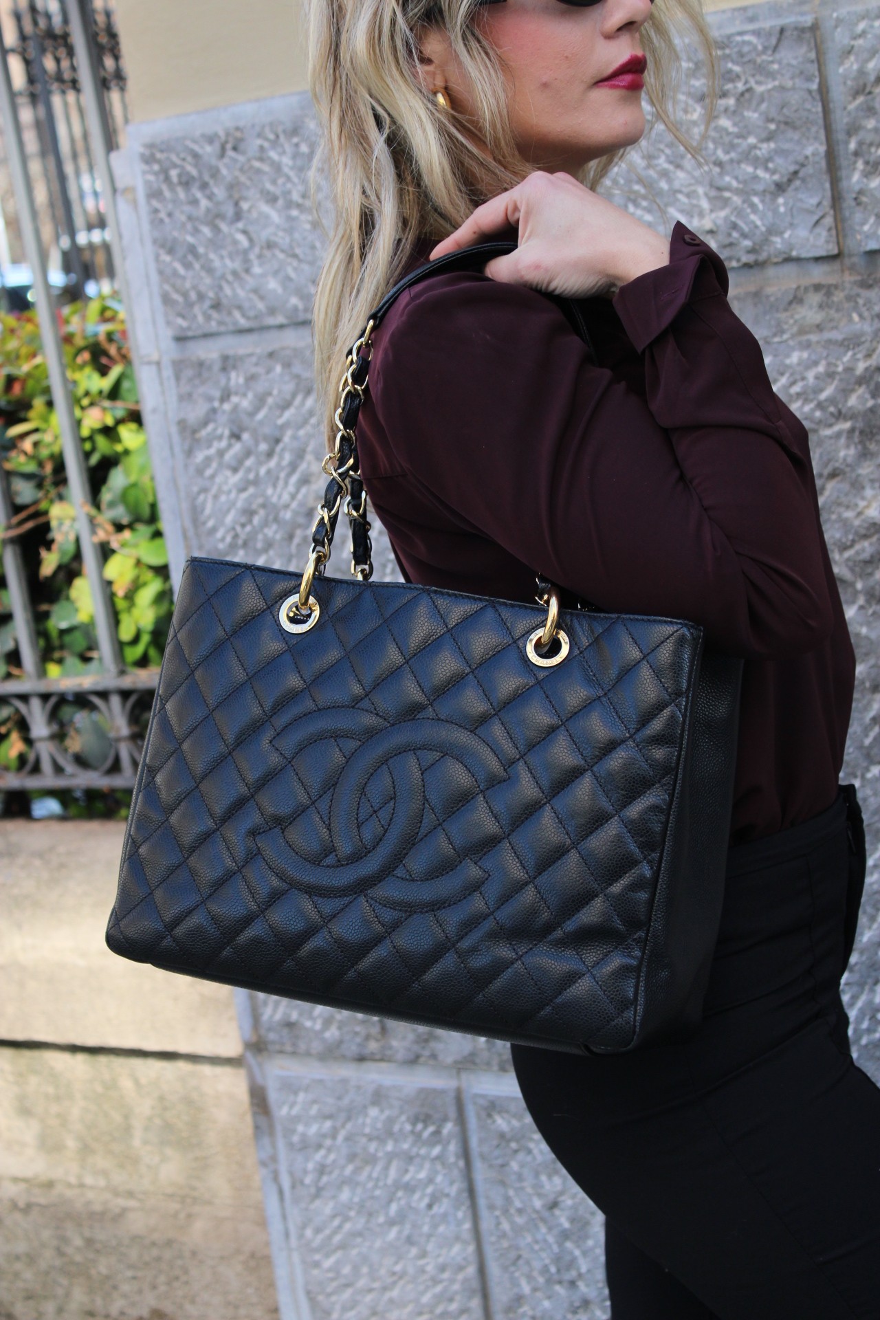 Borsa Chanel GST in pelle Caviar thumb