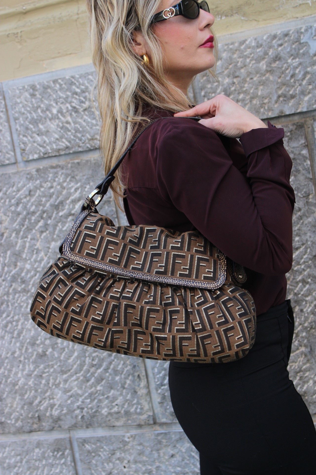 Borsa Fendi Chef color tabacco e oro thumb
