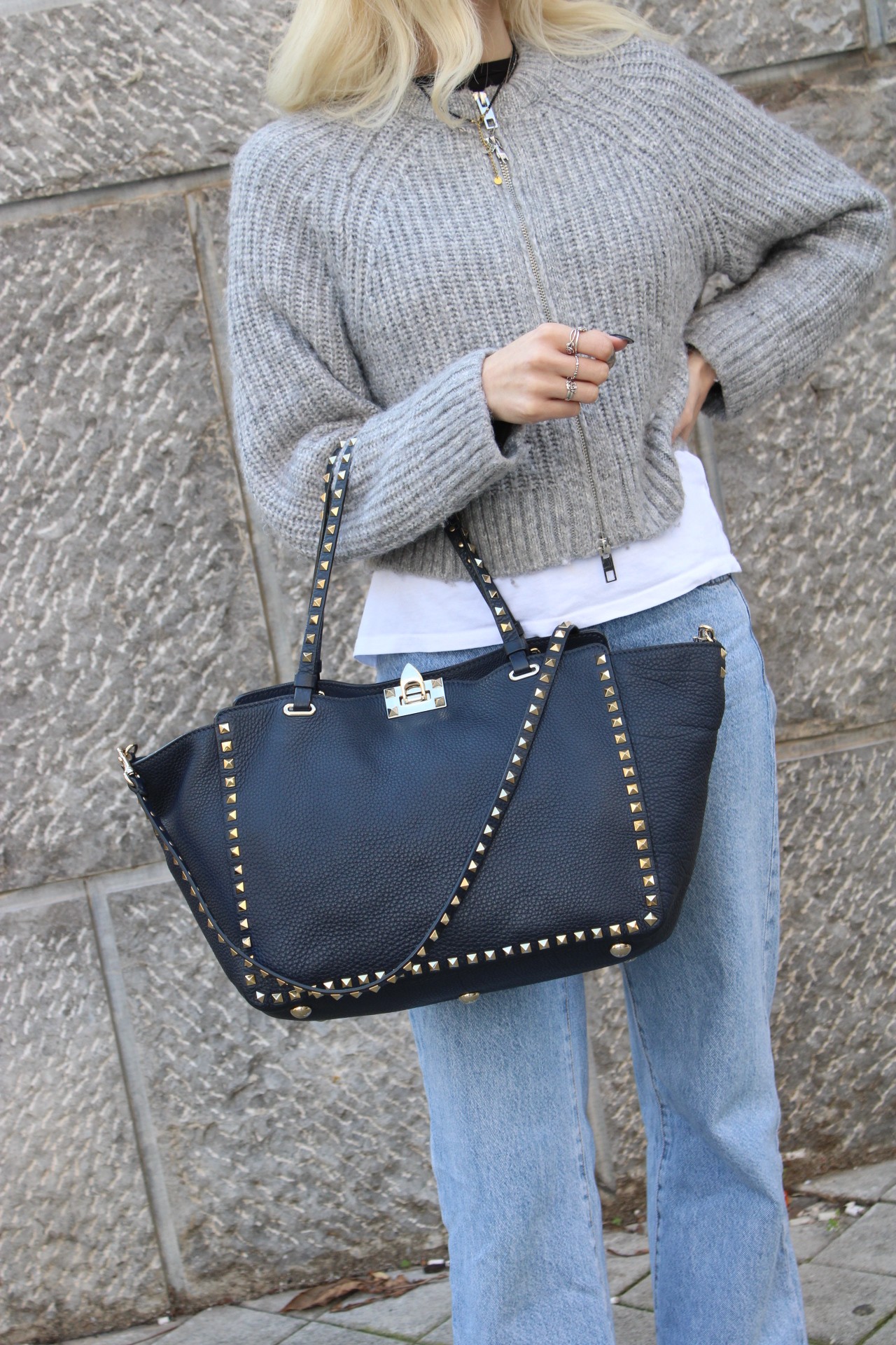 Shopper Valentino Garavani Rockstud in Pelle Blu thumb