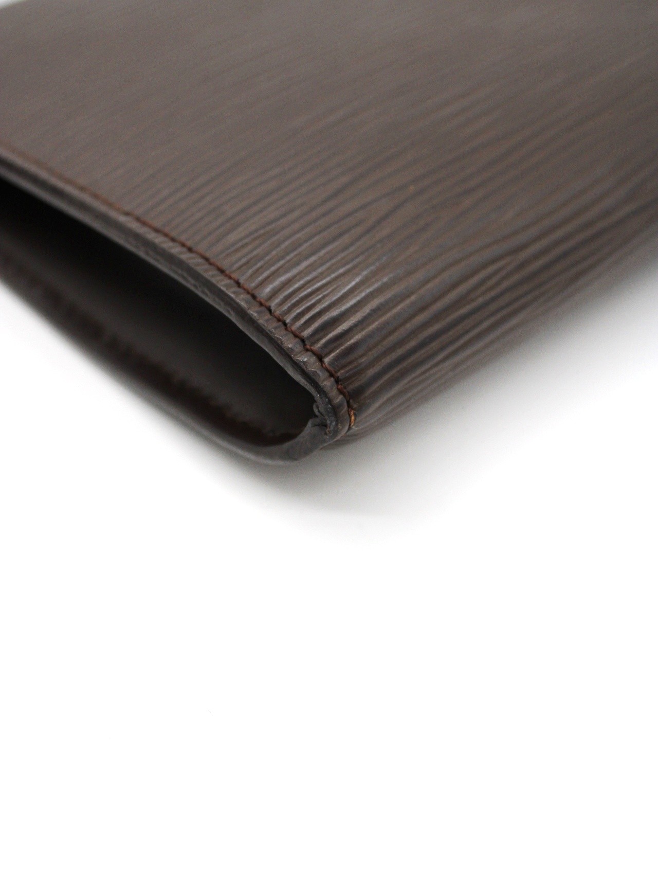 Pochette Louis Vuitton in Pelle Epi Marrone thumb