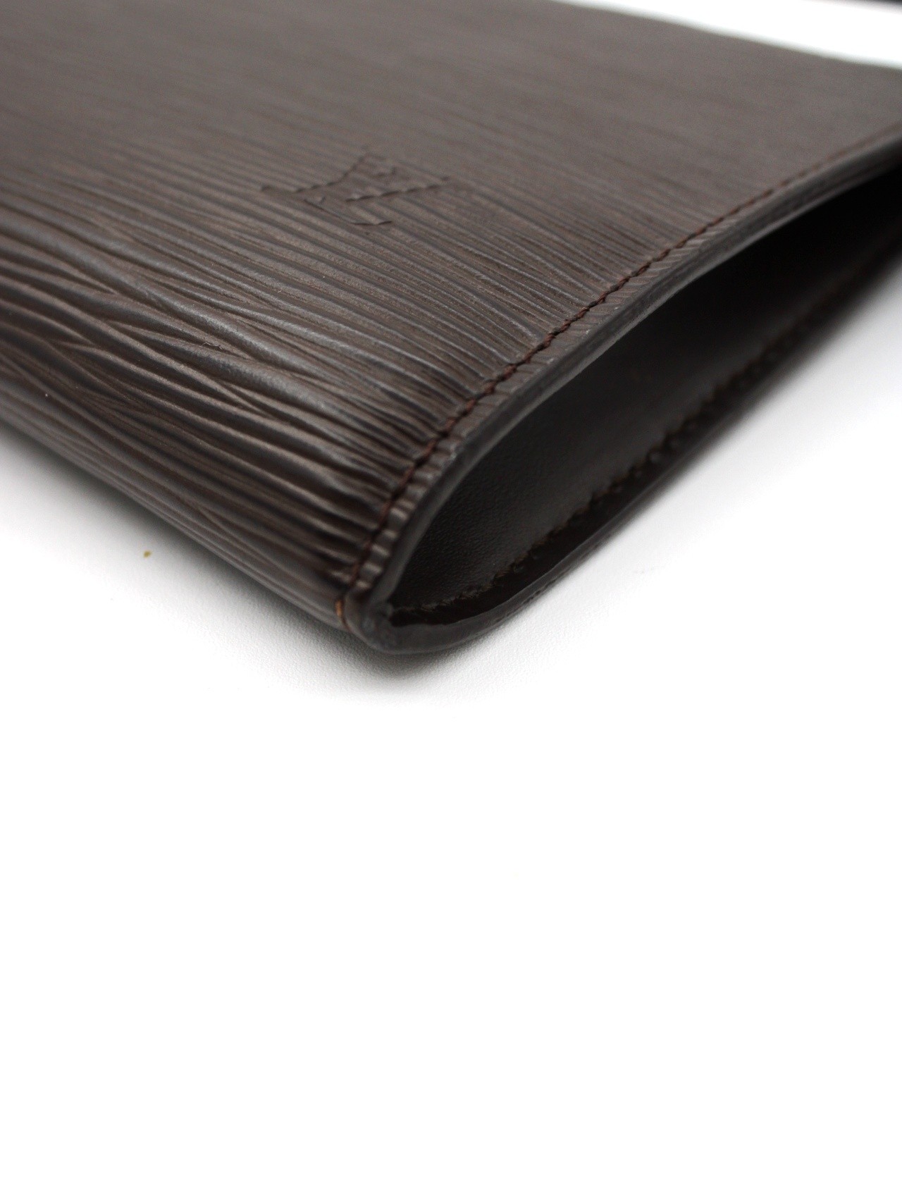 Pochette Louis Vuitton in Pelle Epi Marrone thumb