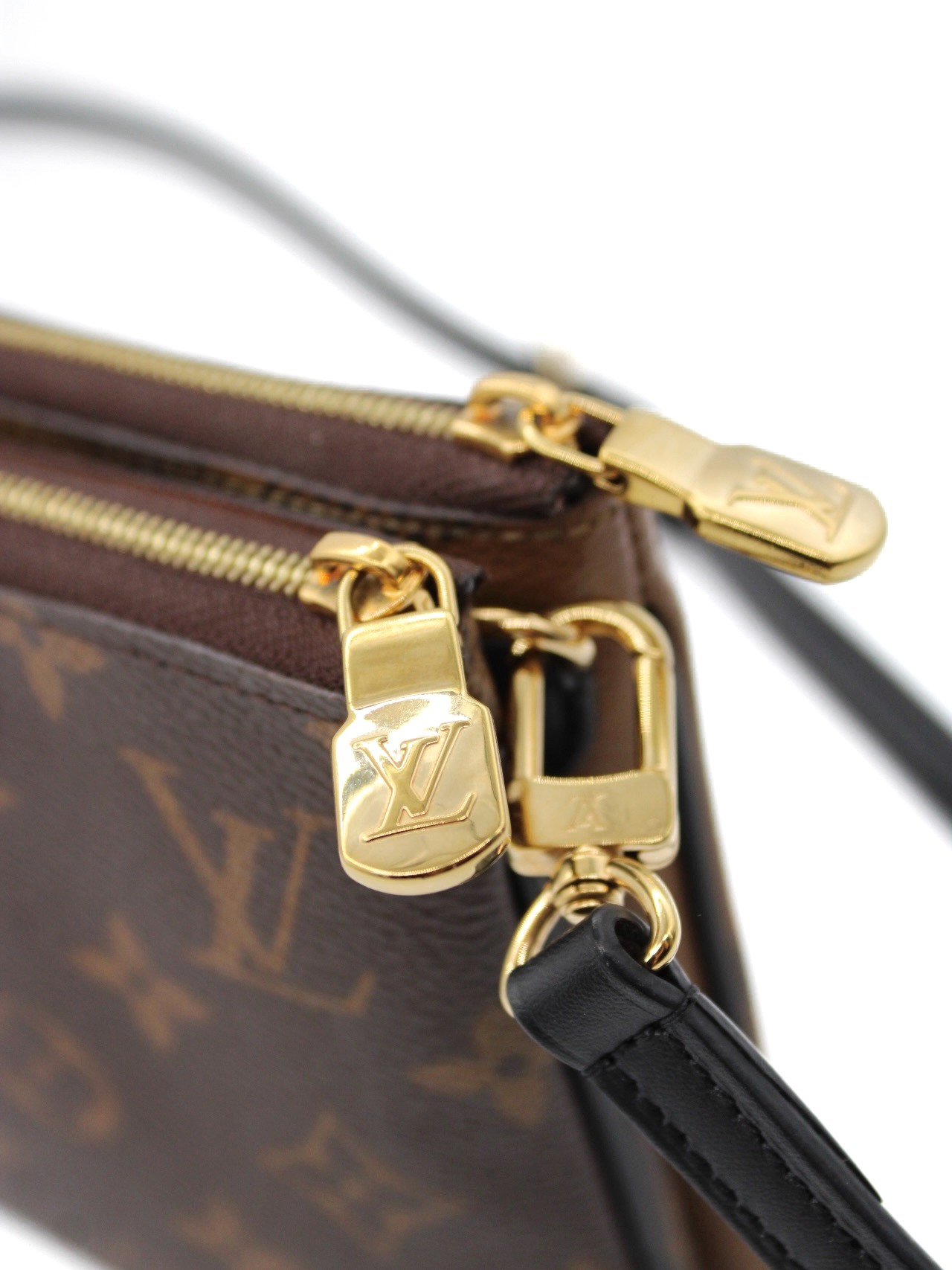 Pochette Louis Vuitton Double Zip thumb