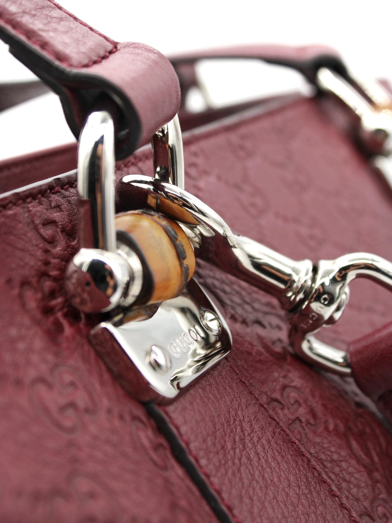 Borsa Gucci con Dettaglio Bamboo in Pelle Guccissima Vinaccia thumb
