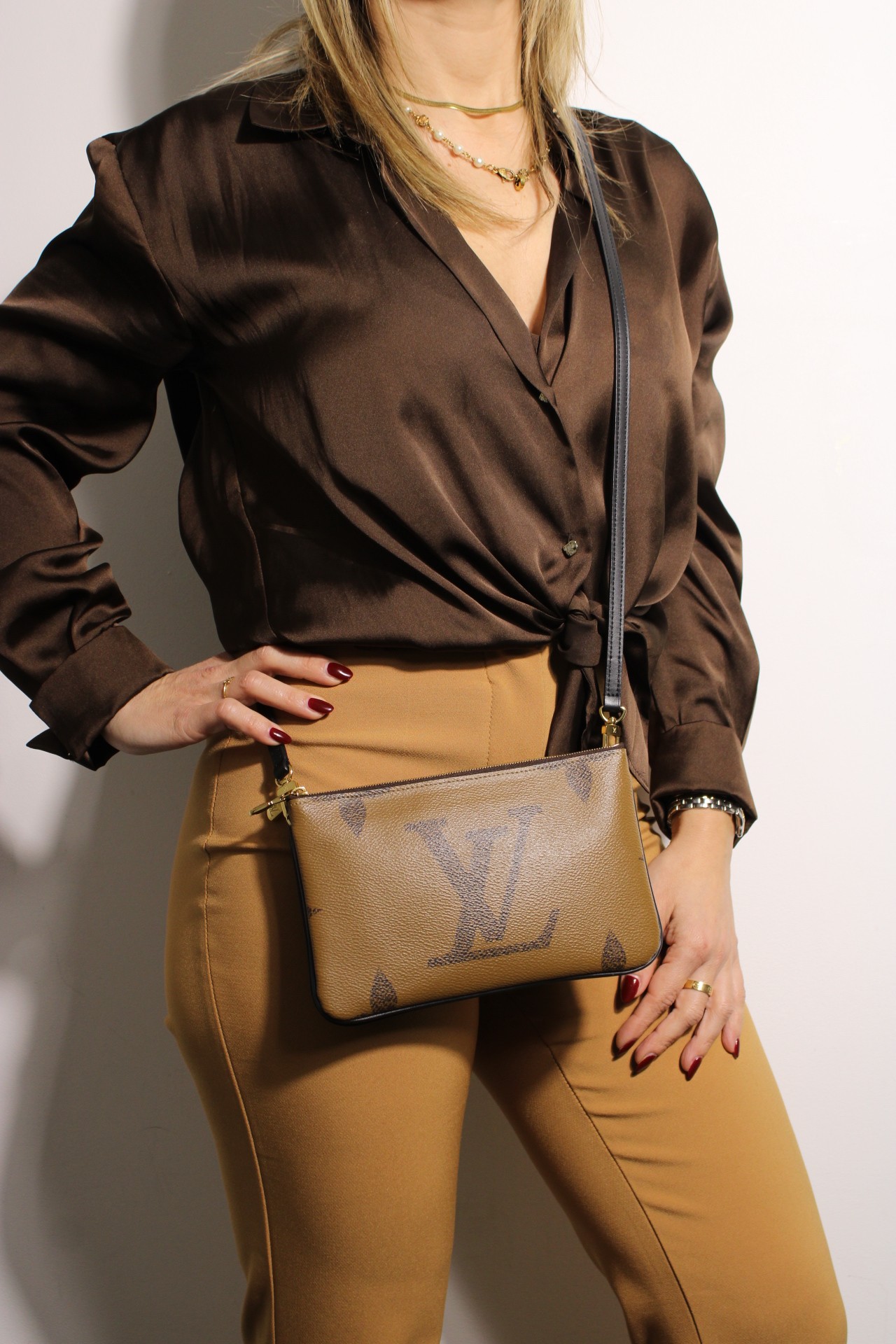 Pochette Louis Vuitton Double Zip thumb