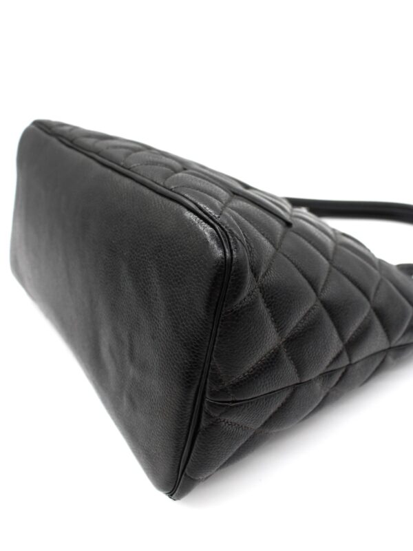 Borsa Chanel Medallion in Pelle Caviar