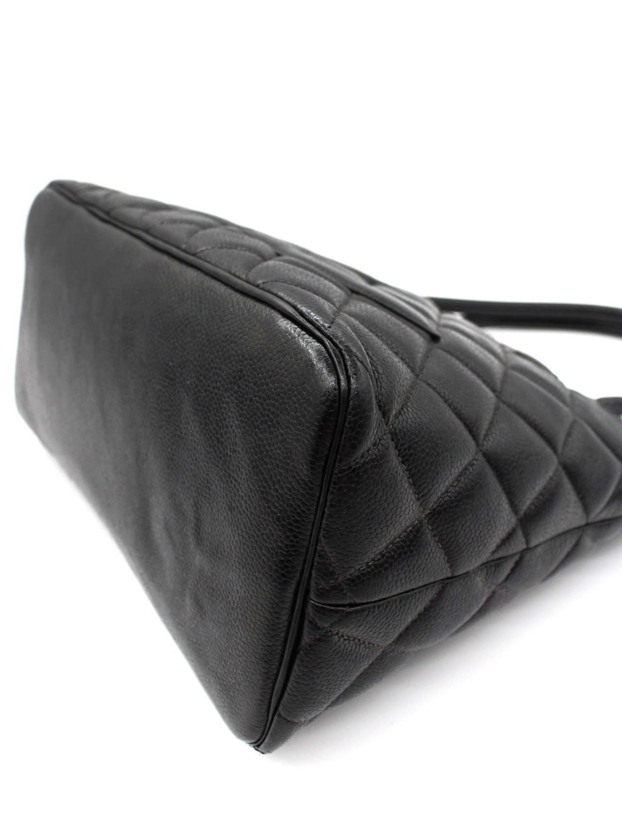 Borsa Chanel Medallion in Pelle Caviar thumb