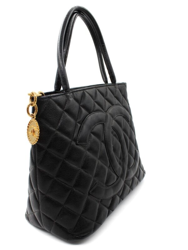 Borsa Chanel Medallion in Pelle Caviar