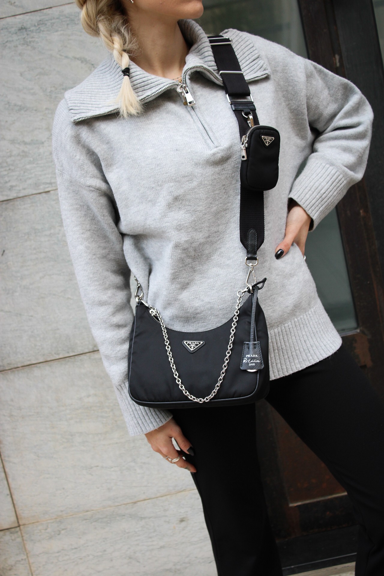 Borsa Prada Re-Edition 2005 in Tela Vela Nera thumb