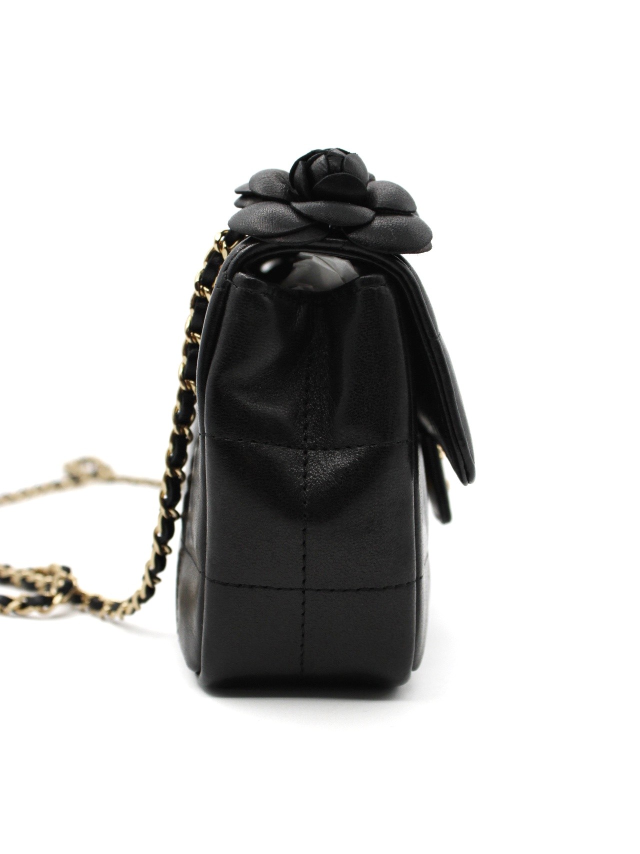 Borsa Chanel Chocolate Bar Camelia in Pelle Nera thumb