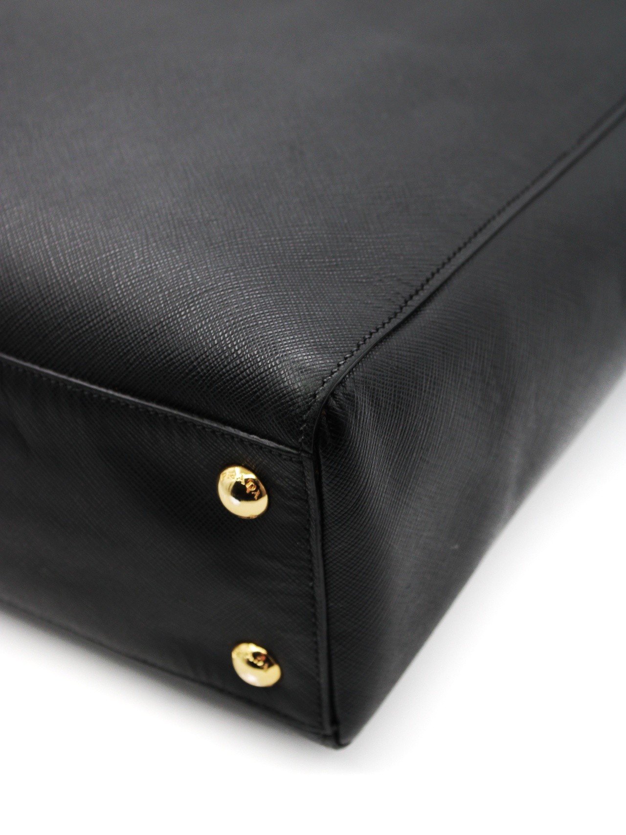 Borsa Prada in pelle Saffiano nera thumb