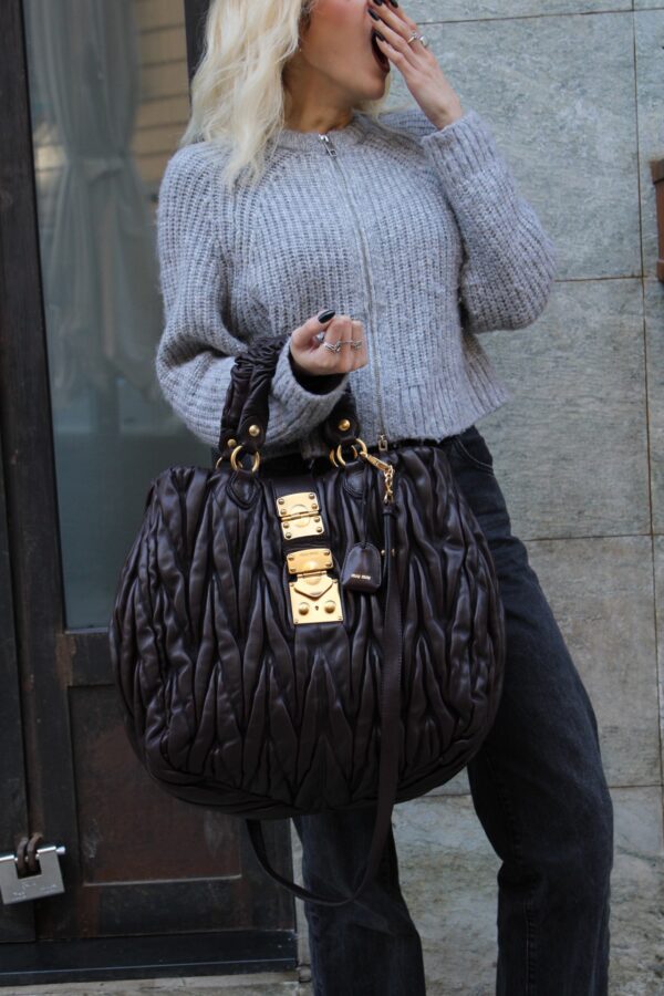 Borsa Miu Miu in Pelle Metalassé Melanzana