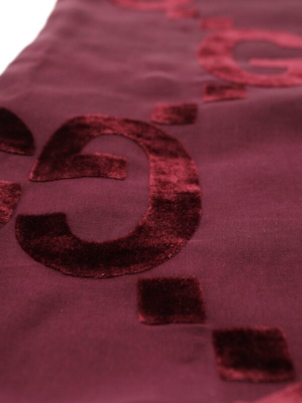 Stola Gucci in seta GG bordeaux